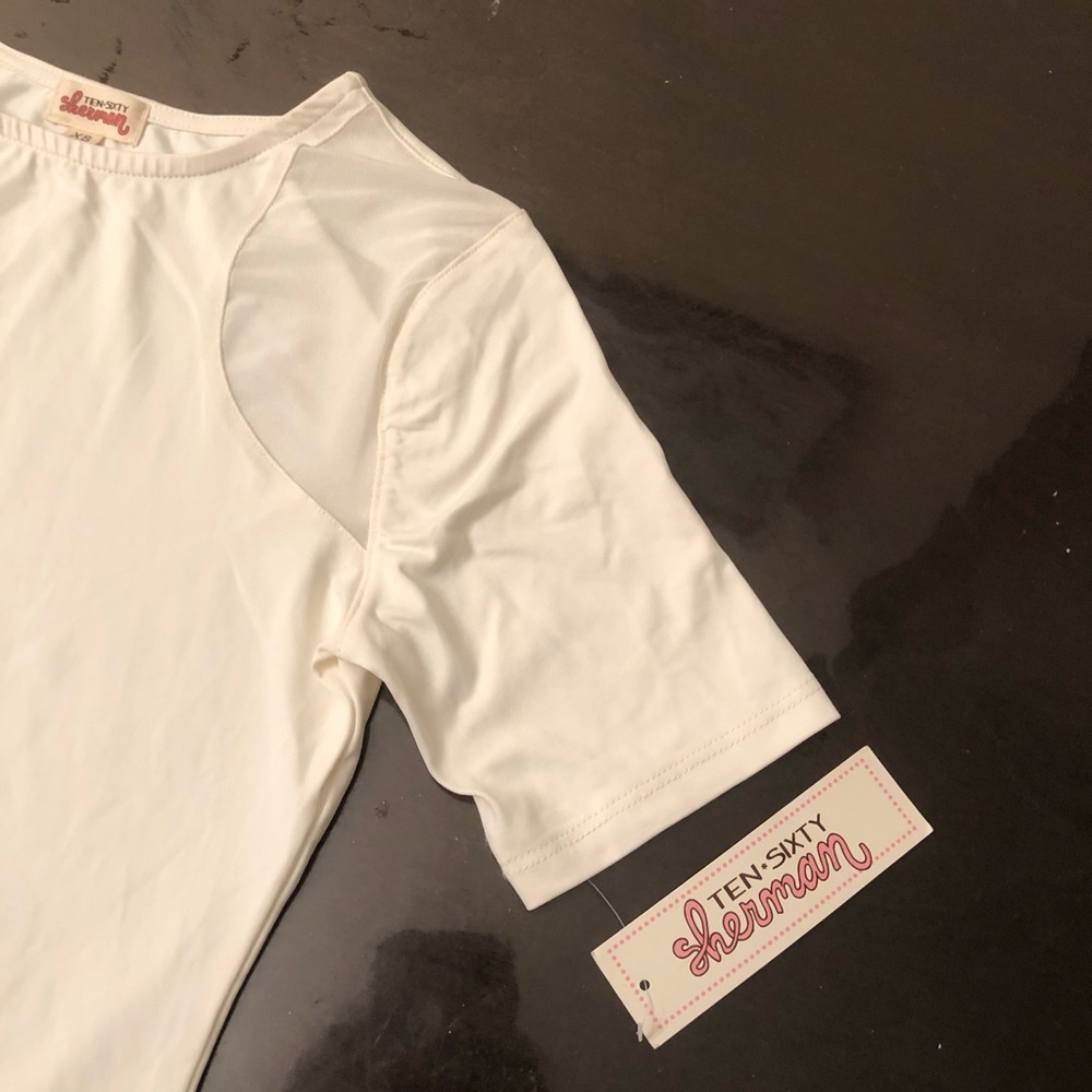 New top - Picture 9 of 11